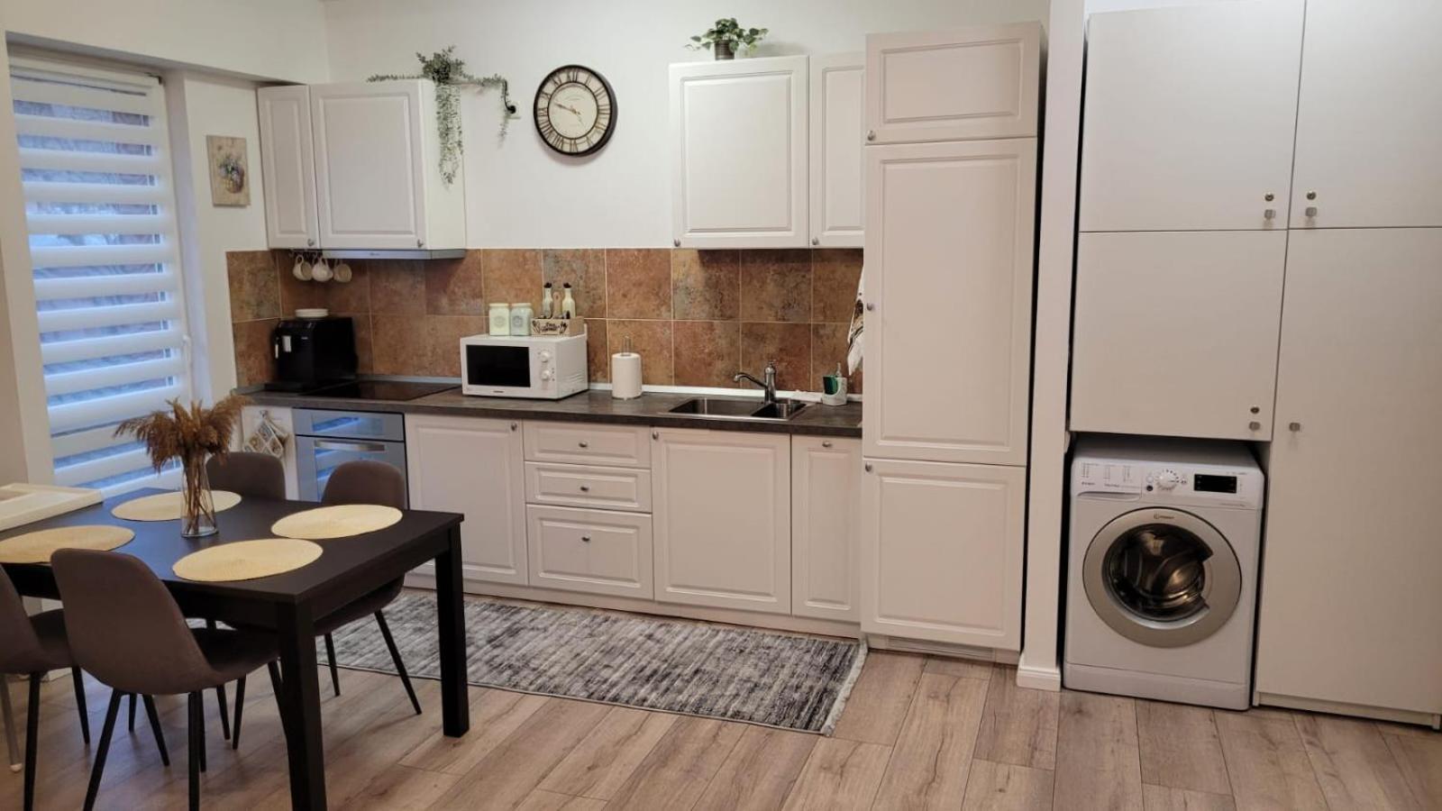 Belleview Family Apartment Синая Экстерьер фото